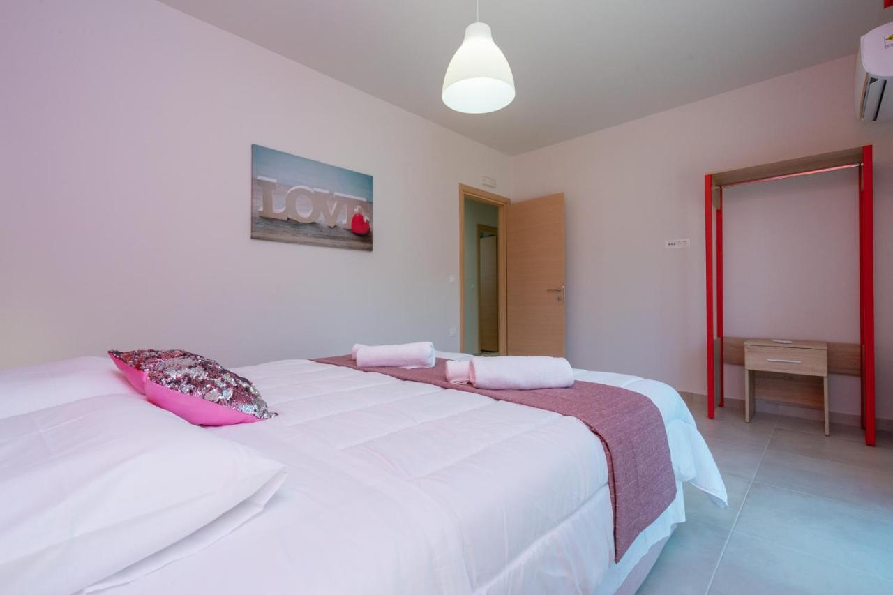 Apartment Massimo Ialysos  Bagian luar foto